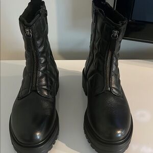 Alberto Torresi Sleek Black leather mid calf boot. Grunge,‎ Gothic. Size 9